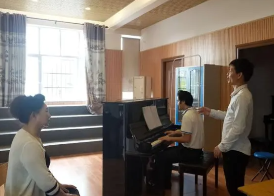 声乐技巧培训